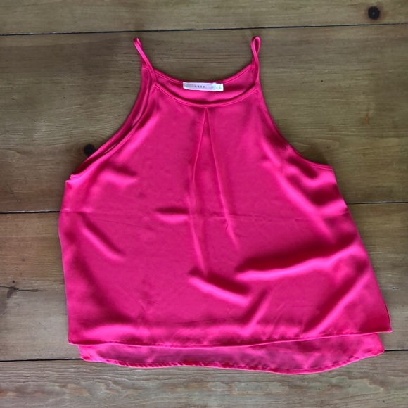 Lush Tops - LUSH Bright Pink Tank ⭕️